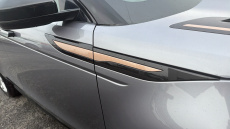 Land Rover Range Rover Evoque 1.5 P300e R-Dynamic SE 5dr Auto Hatchback